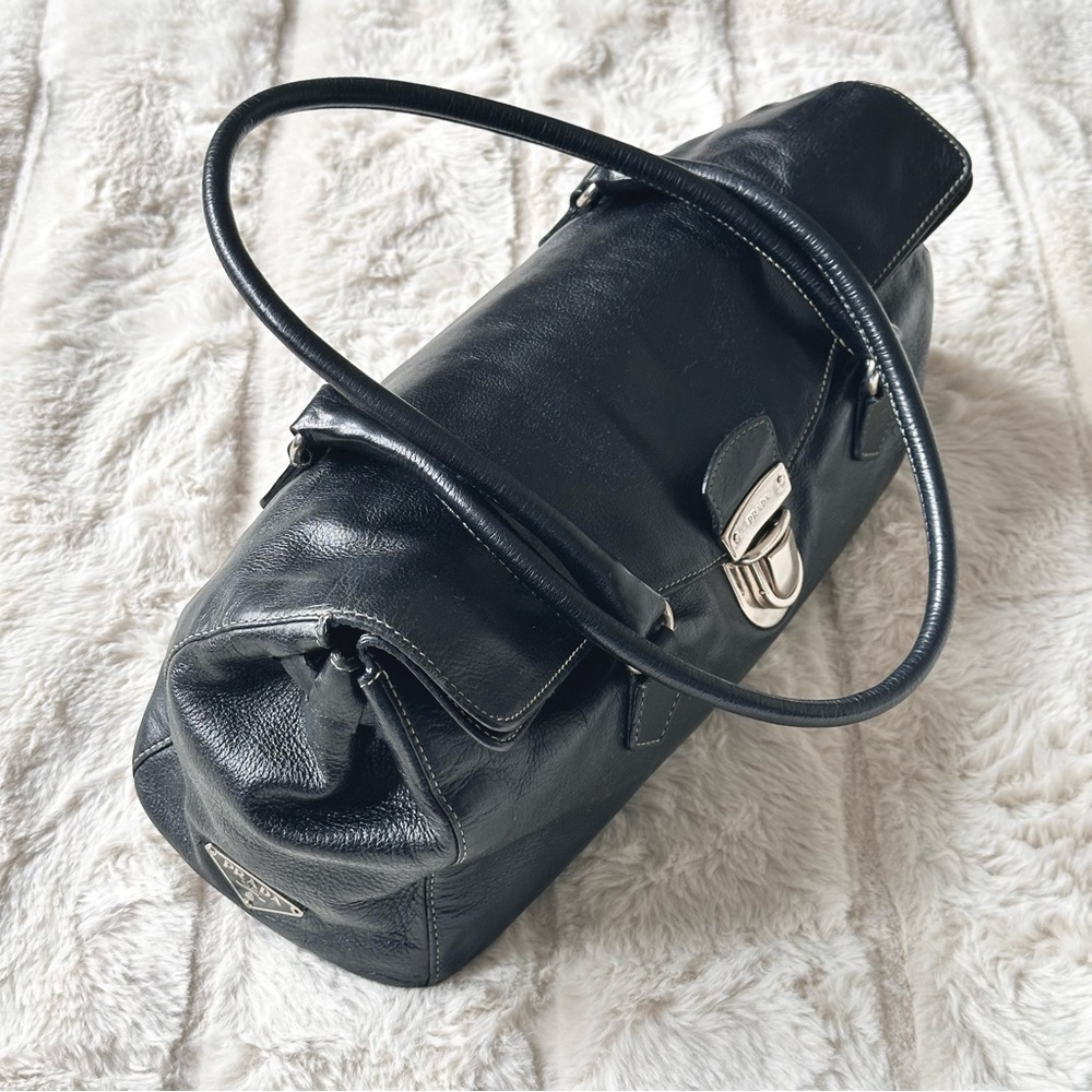 PRADA Soft Calf Easy Shoulder Bag Black - Picture 8 of 16